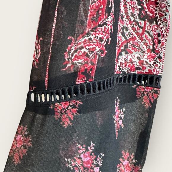 Avec Les Filles | Tie Neck Long Sleeves Printed Blouse | Cordovan Multi | XS - Picture 4 of 12